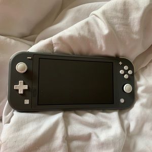 Grey Nintendo Switch Lite!